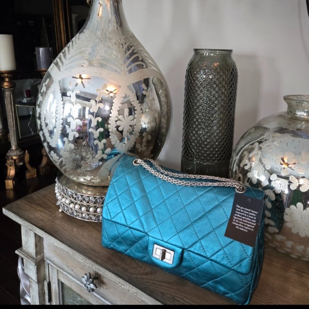 Authentic Preloved Chanel 2.55 Reissue Double Flap Bag